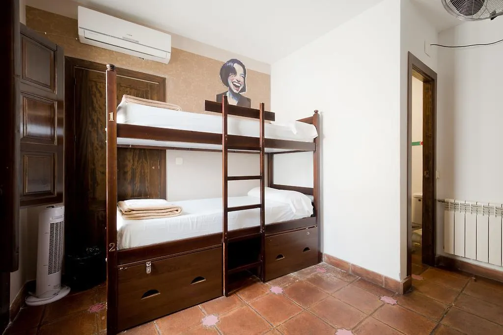 Oasis Backpackers' Hostel Granada 0*,  Spain