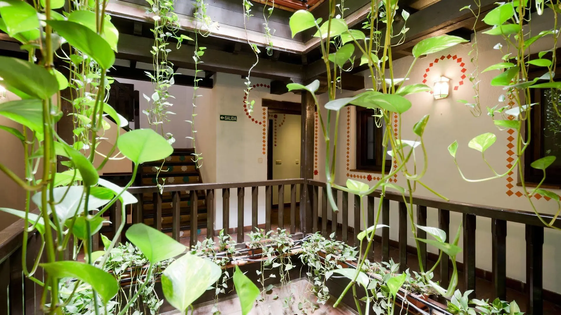 Oasis Backpackers' Hostel Granada Spain