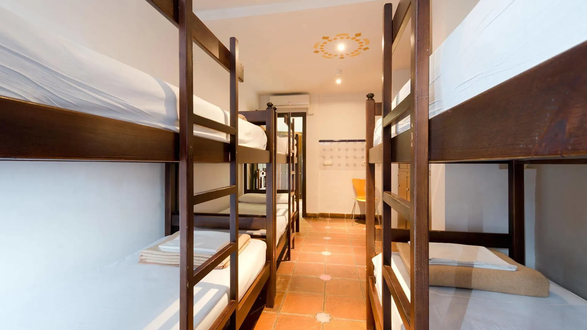 Oasis Backpackers' Hostel Granada