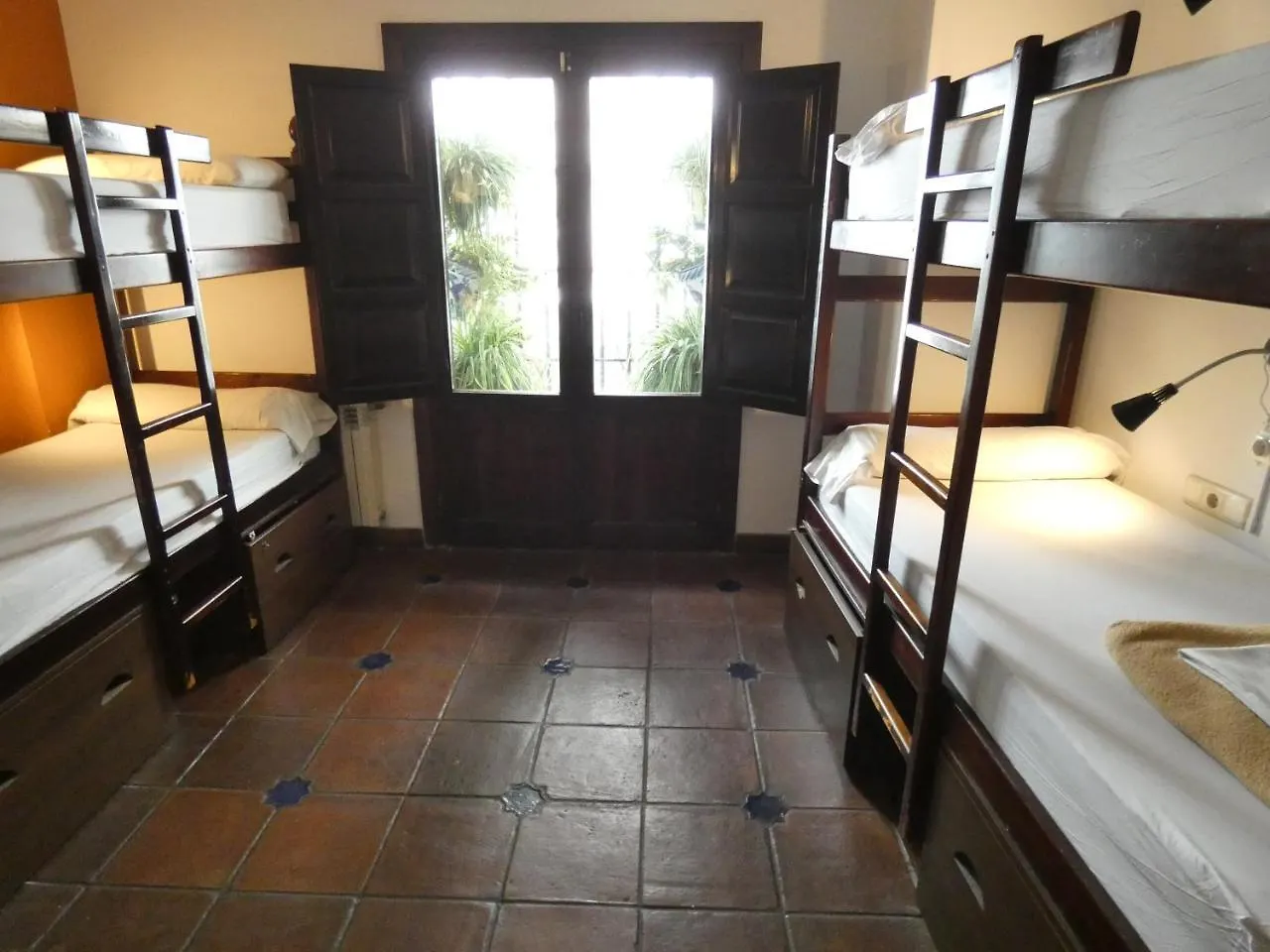 Oasis Backpackers' Hostel Granada Spain